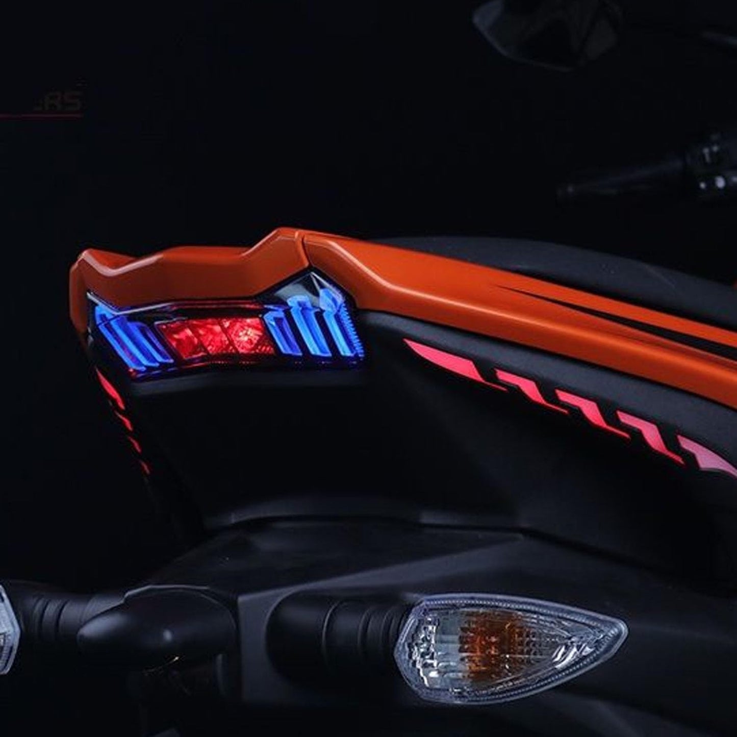 Vagary Yamaha Aerox 155/ NVX 155 Tail Light With Flowing Turn Signal Indicator Tail Light (Pack of 1)