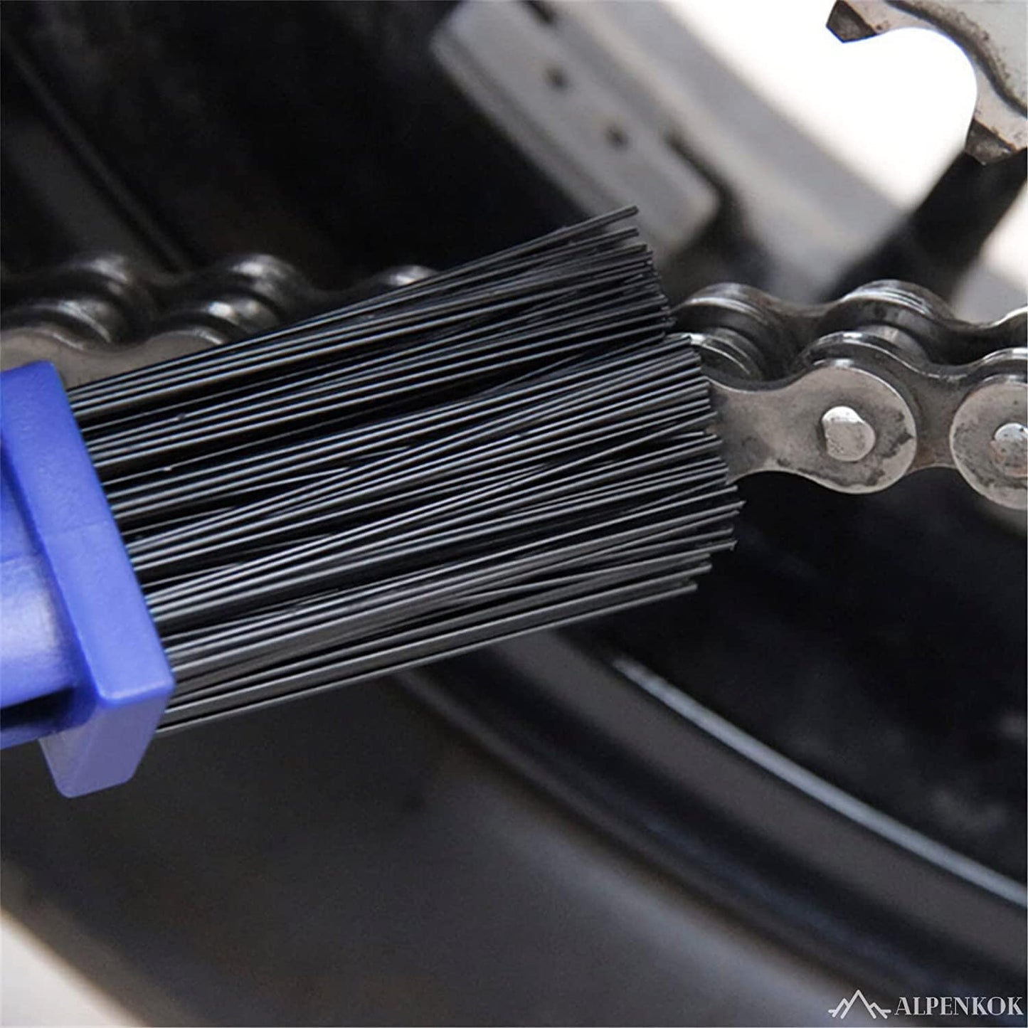 Vagary Multi-Purpose Bike & Bicycle Chain Cleaner Brush with Soft & Long Bristles for Mountain Bike Cleaning Kit Heavy Duty Motorcycle Chain Brush