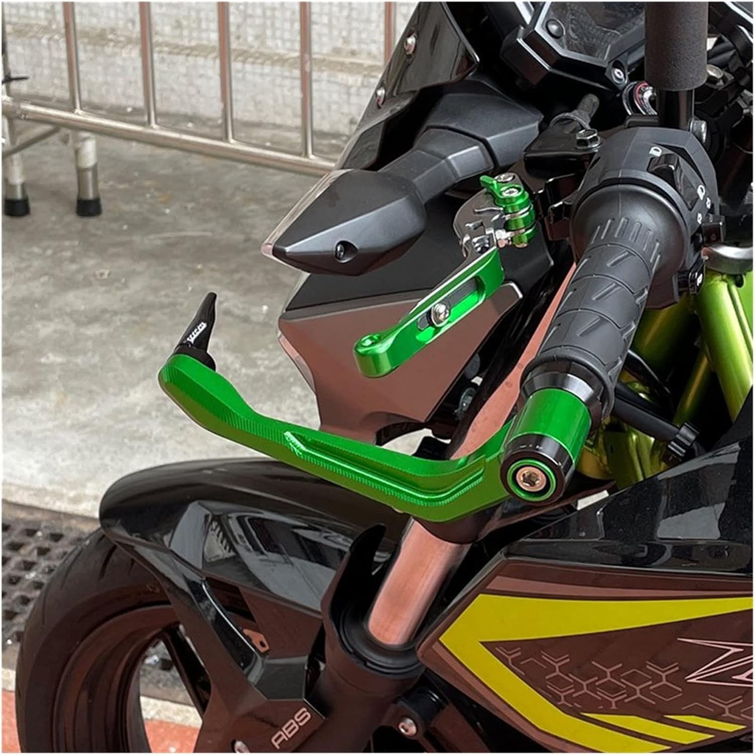 Vagary CNC Aluminum Alloy Motorcycle Handguard Universal Brake Clutch Lever Guard for Kawasaki Z900, Ninja 650, Ninja 300, Ninja 250 (Green)