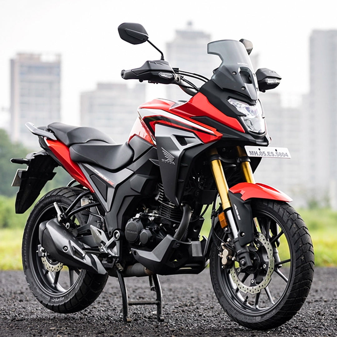 CB 200X